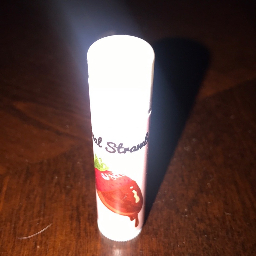 Lip Moisturizer - Picture 5 of 6